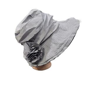 Women's stripped floral Summer Hat with Wired Brim grey black